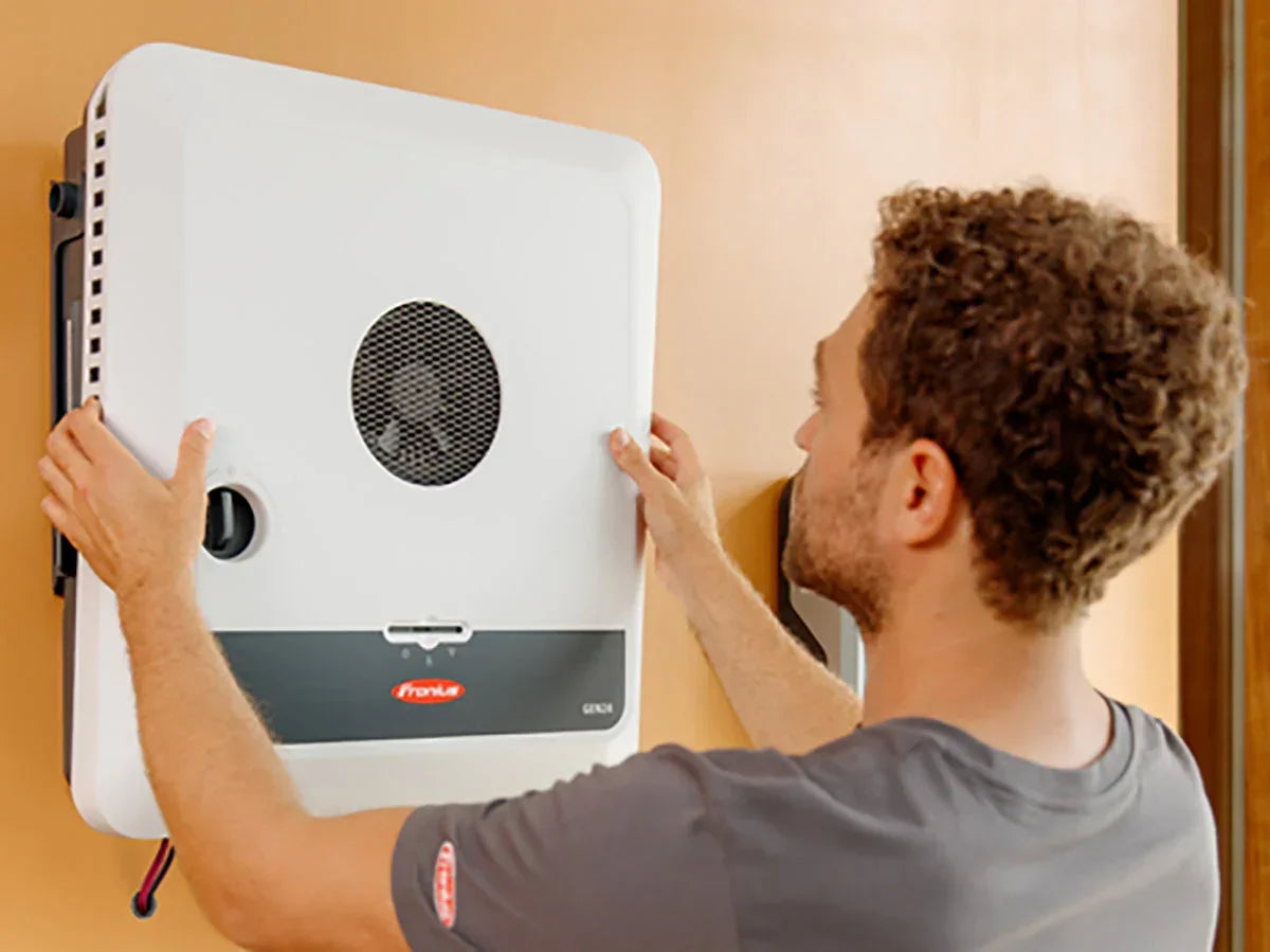 FRONIUS GEN24 10.0 kW 4,210,144,800 10.0-208-240 Inverter