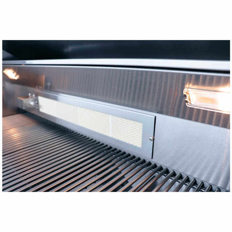 RCS Cutlass Pro 42 Inch 4 Burner Built-In Gas Grill with Flame Tamers
