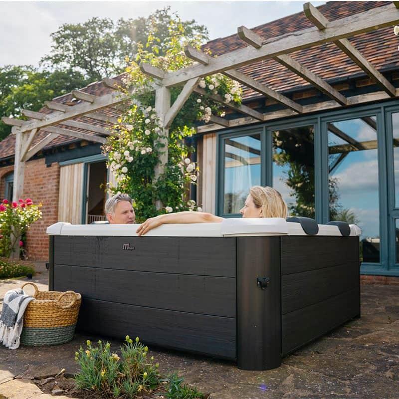 MSpa Oslo - Frame Series Hot Tub | 6 Person